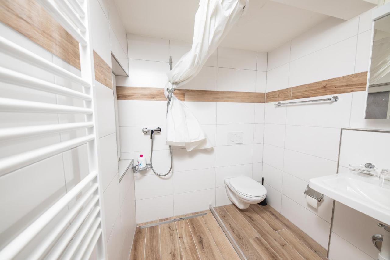 Haus Astoria Apartment Saas-Grund Luaran gambar